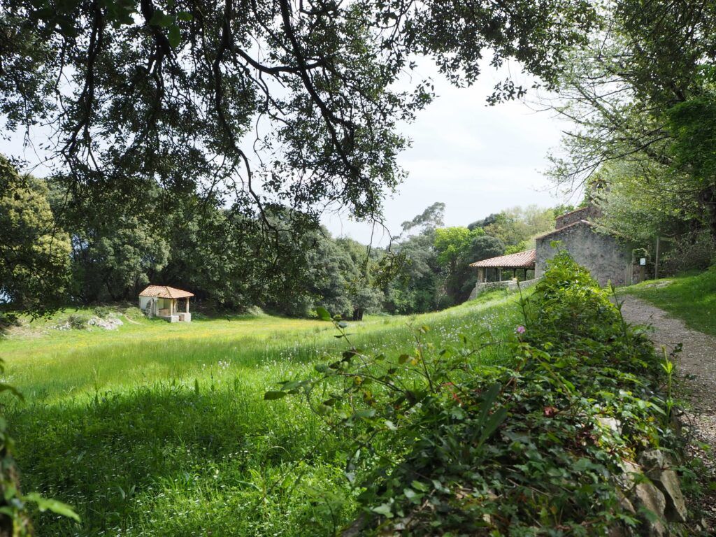 ermita-san-emeterio-pindal
