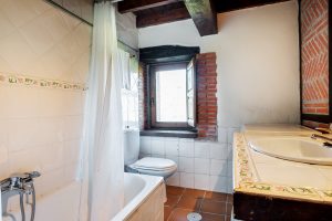 baño casa rural 6 plazas Cantabria