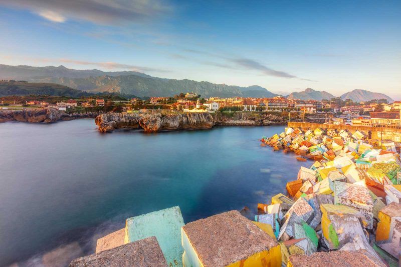 amanecer en el puerto de llanes